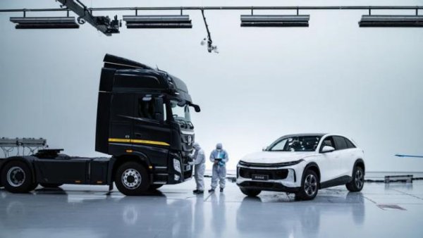 峪科配资 乘龙卡车，连着3天“内涵”理想