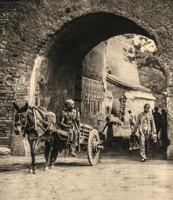 策略聚宝 百年前西方断言中国必亡，唯独此人，却说中国将取代美国，他是谁